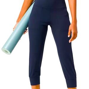 Align jogger crop 23”